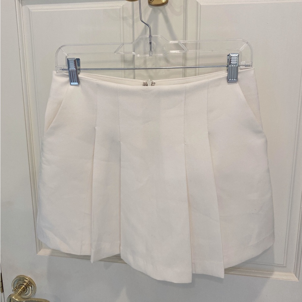 English factory pleated skort